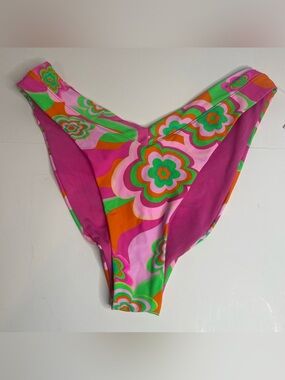 New! Bingo Surf Thin Side Bikini Bottom. Boho Hippie Floral Pink. Size 1X NWT
